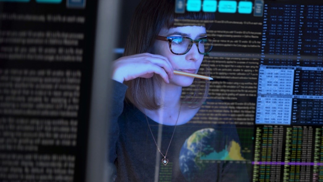 women cyber screen thinking business